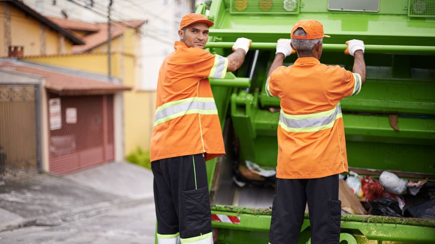 what are the advantages of professional rubbish removal service 1