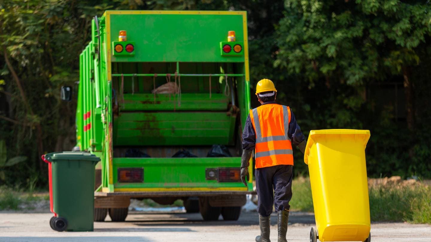 what are the advantages of rubbish removal 1