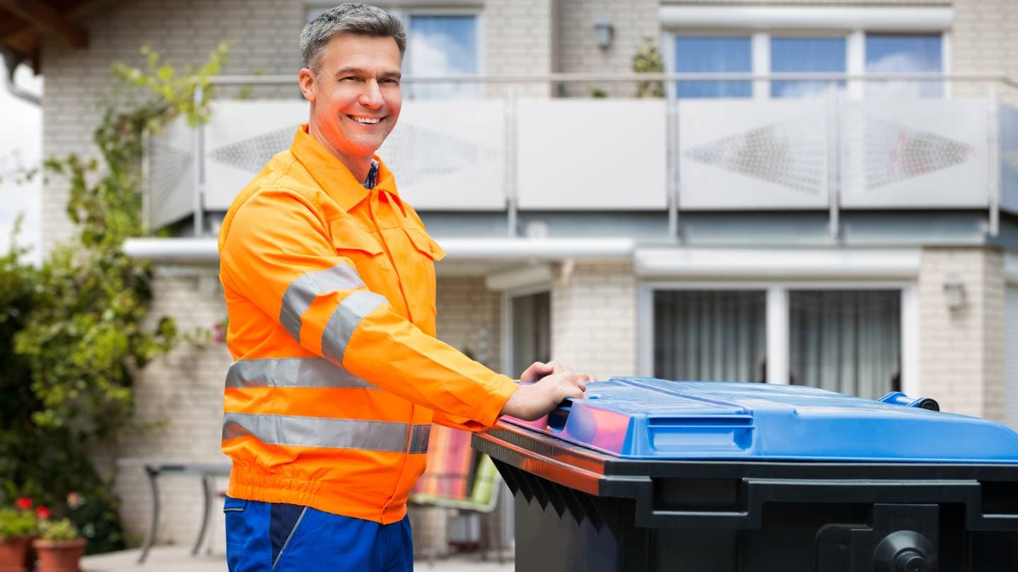 why you need to hire professional rubbish removal services 1